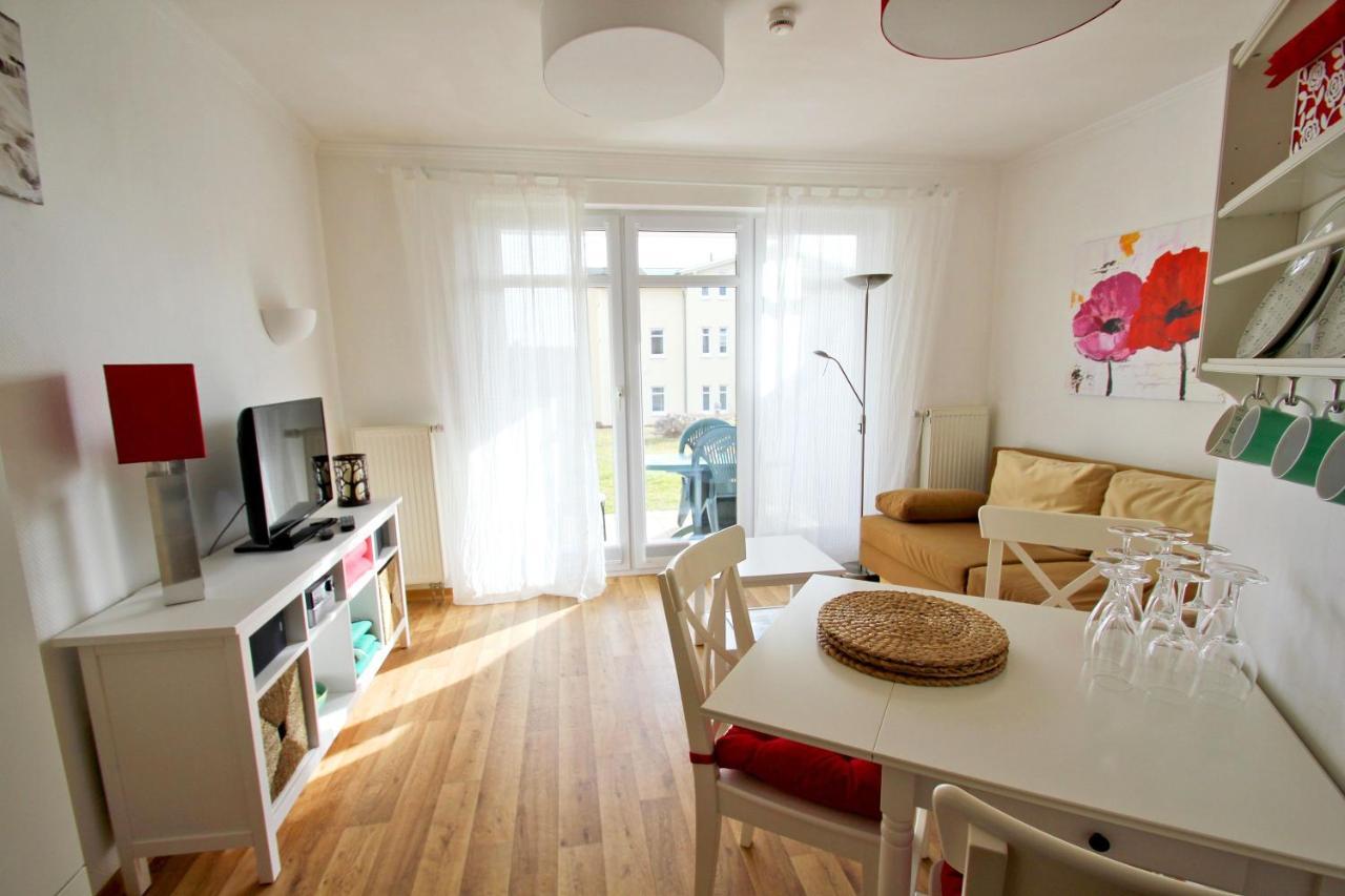 Terrasse, Gratis Nutzung Vom Ahoi Erlebnisbad Und Sauna In Sellin - Meeresblick Fewo 32 Goehren  Exterior foto