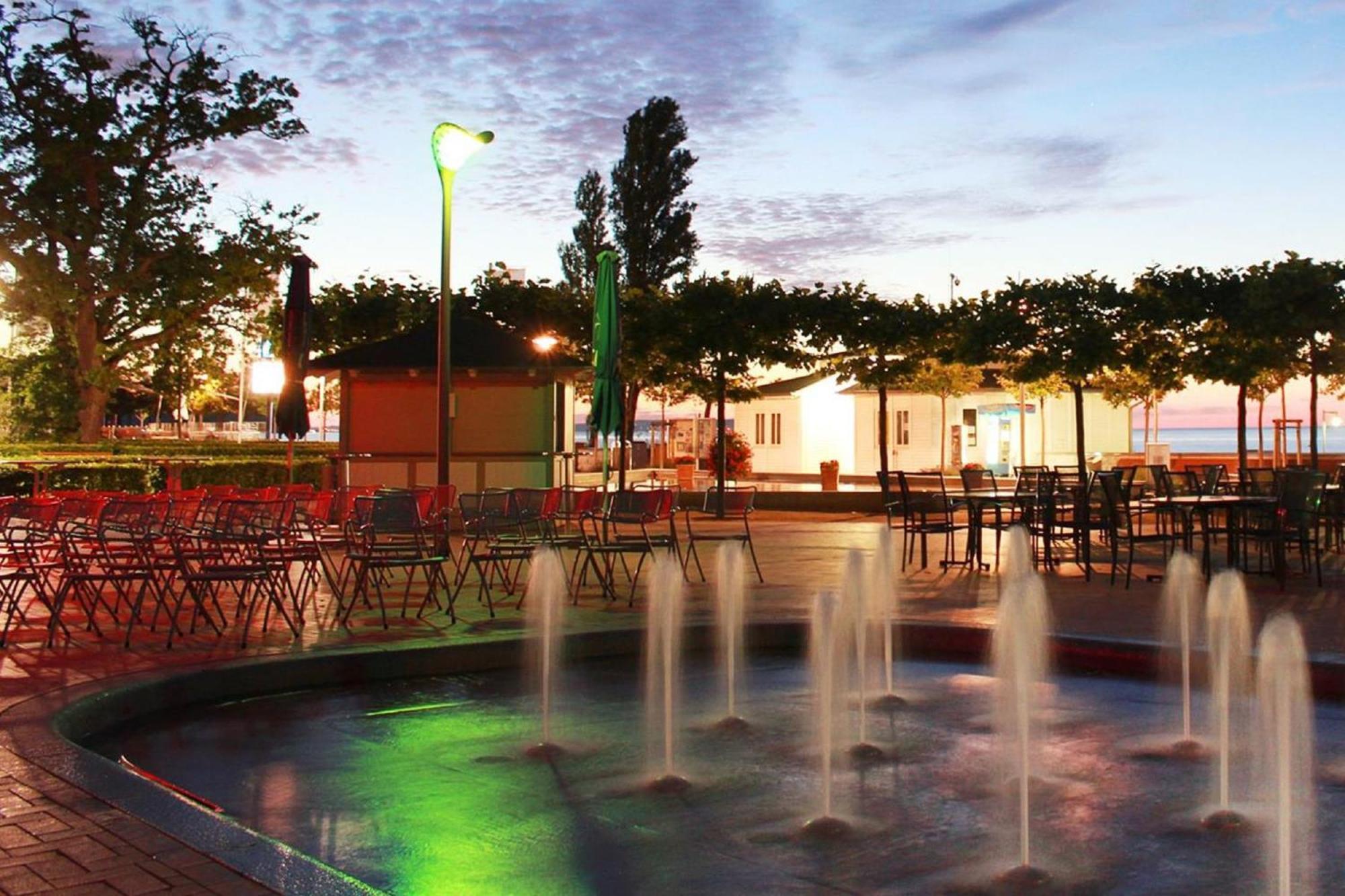 Terrasse, Gratis Nutzung Vom Ahoi Erlebnisbad Und Sauna In Sellin - Meeresblick Fewo 32 Goehren  Exterior foto